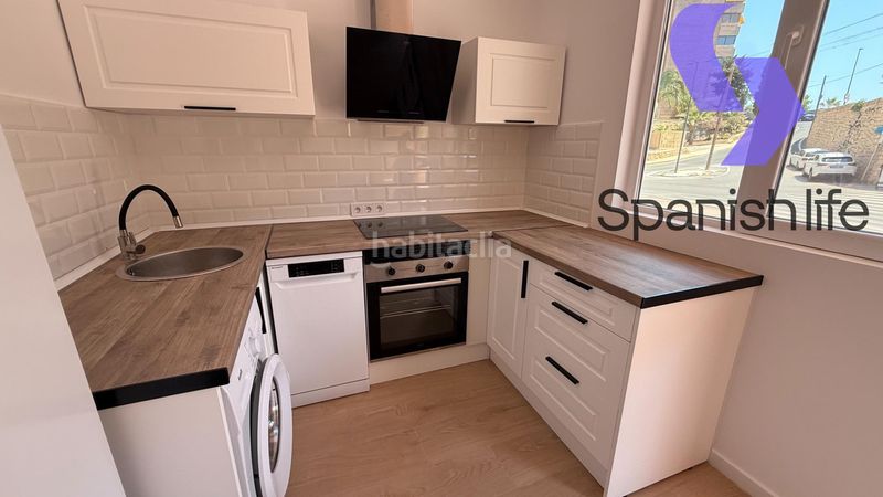 Foto 0a108509-7436-4ea4-8112-c50a03da6304. Apartament amb aparcament a Playa Poniente Benidorm