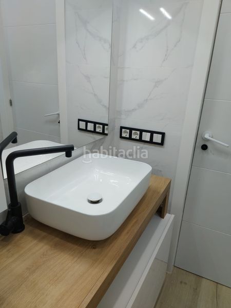 Foto 939255d1-8b54-4fca-adb2-f49a07f71b33. Apartament amb calefacció piscina a Juzgados - Plaza de Toros Benidorm