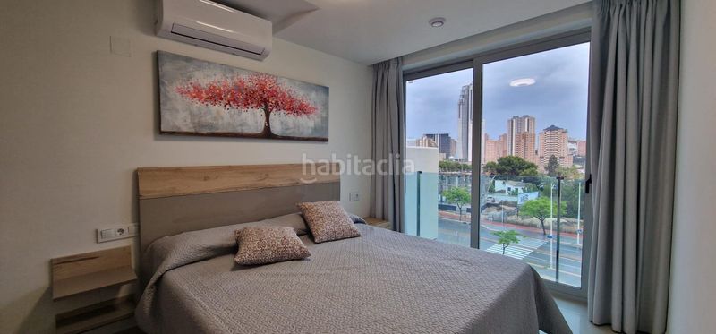 Foto 88fe1351-e0aa-40b3-b9f8-8f05d5ec223b. Pis amb aparcament a Sierra Helada Benidorm