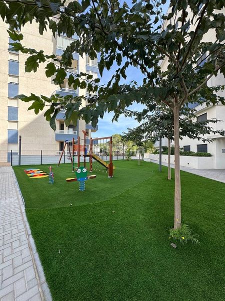 Foto 141cdc86-4b41-4d77-a7d9-a1cfebdd6e50. Apartament amb aparcament piscina a Campoamor Orihuela