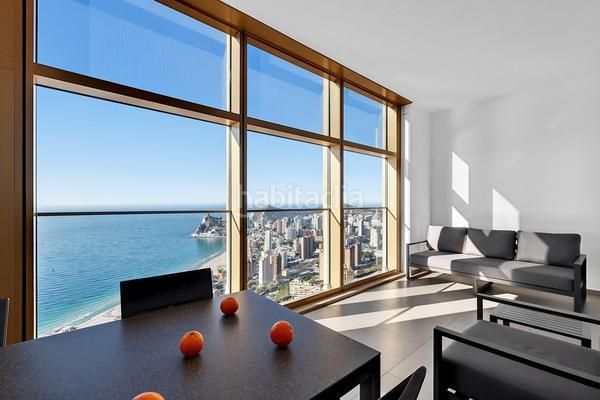 Foto 0ec8fd44-308a-4e51-8b52-3ba7074a5bdf. Apartament amb aparcament a Playa Poniente Benidorm