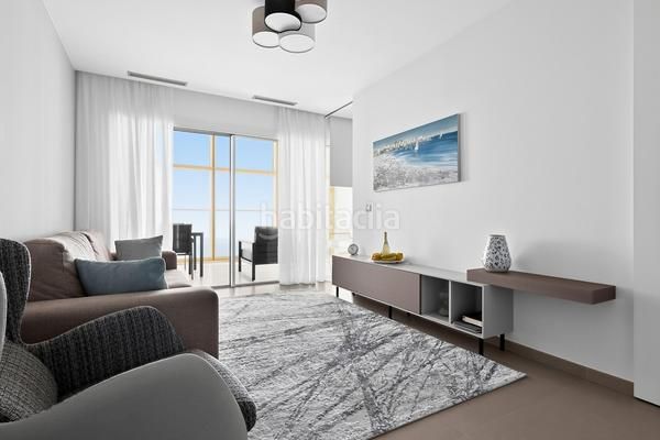 Foto 40cb28b7-6042-43f9-a0bf-6a25fb16e005. Apartament amb aparcament a Playa Poniente Benidorm