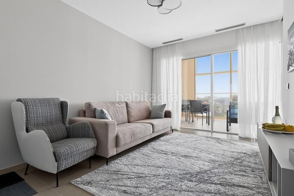 Foto 484d11d3-74f8-446b-879f-21f1cfb36b36. Apartament amb aparcament a Playa Poniente Benidorm