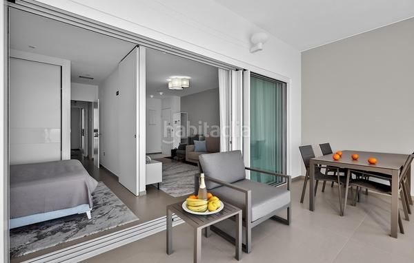 Foto 8b02aaa3-3683-4647-8db9-6b2dd1ba8668. Apartament amb aparcament a Playa Poniente Benidorm