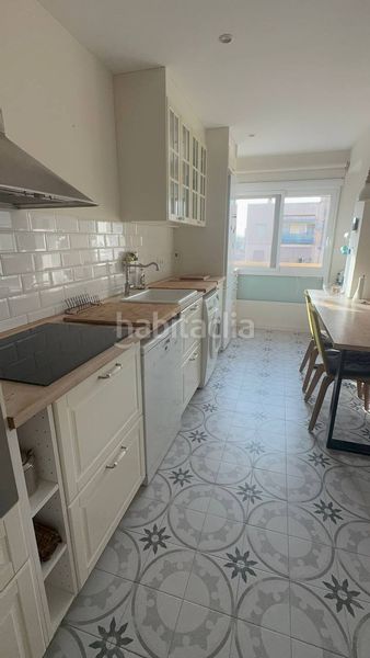 Foto 9ac9cea1-718a-4cbd-8f27-72c8b1771376. Apartament amb calefacció piscina a Barrio Benicalap Valencia