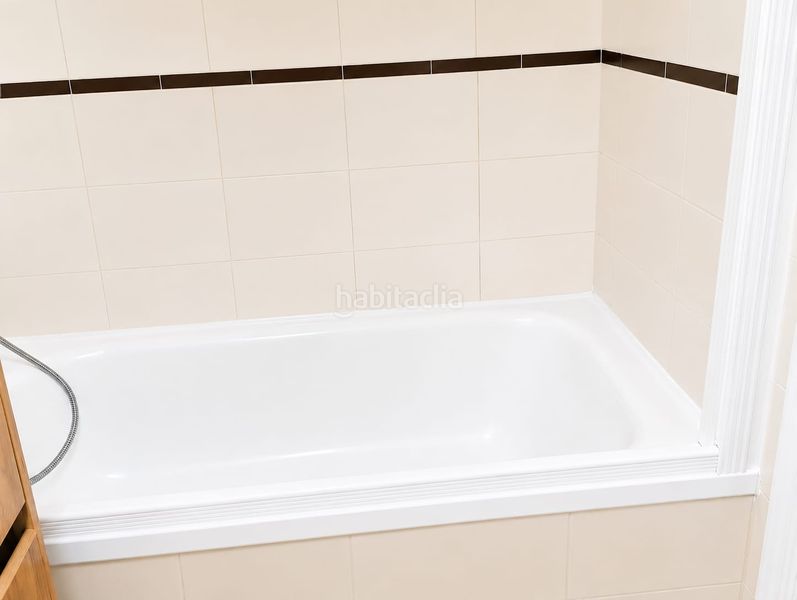 Foto 56c79afc-3a5e-4a9c-b0ca-dce858e6f6f2. Apartament amb calefacció piscina a Juzgados - Plaza de Toros Benidorm