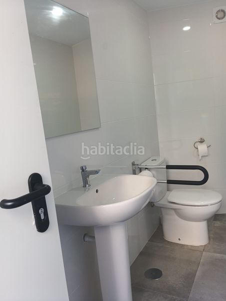 Foto ab21cd00-826b-492e-b69f-7eac5c959e91. Apartament amb calefacció piscina a Juzgados - Plaza de Toros Benidorm
