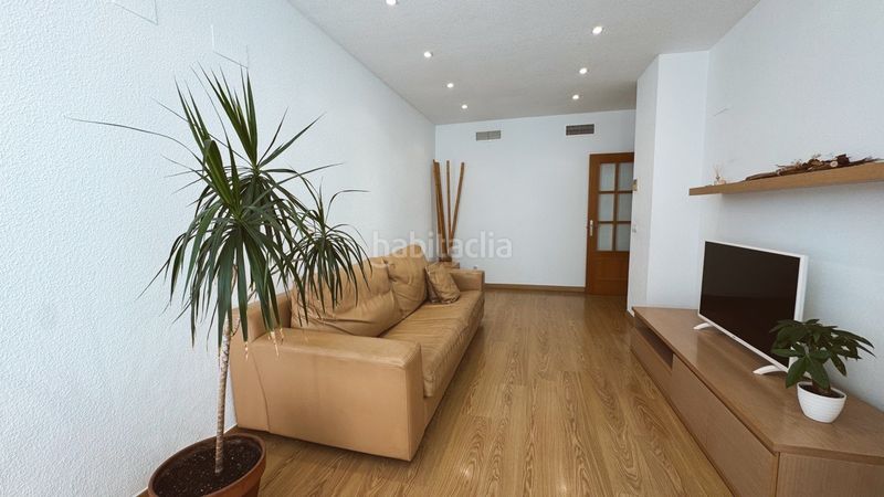 Foto 977e3236-6736-41d4-9971-ec2aae8e01e3. Apartament amb aparcament piscina a Mirador de la Cala-Benimar Vila Joiosa (la)