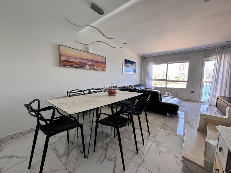 Foto 0ce4abc9-41bd-4a37-bf7a-33c1054ee62c. Casa adosada casa adosado con 3 dormitorios con vistas al mar y licencia turística en Benidorm