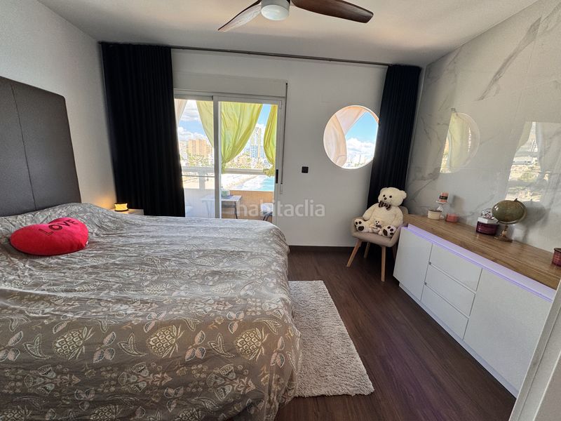 Foto 930b03cb-ff48-44bb-b8b7-0b9bc7b5ecdb. Casa adosada casa adosado con 3 dormitorios con vistas al mar y licencia turística en Benidorm