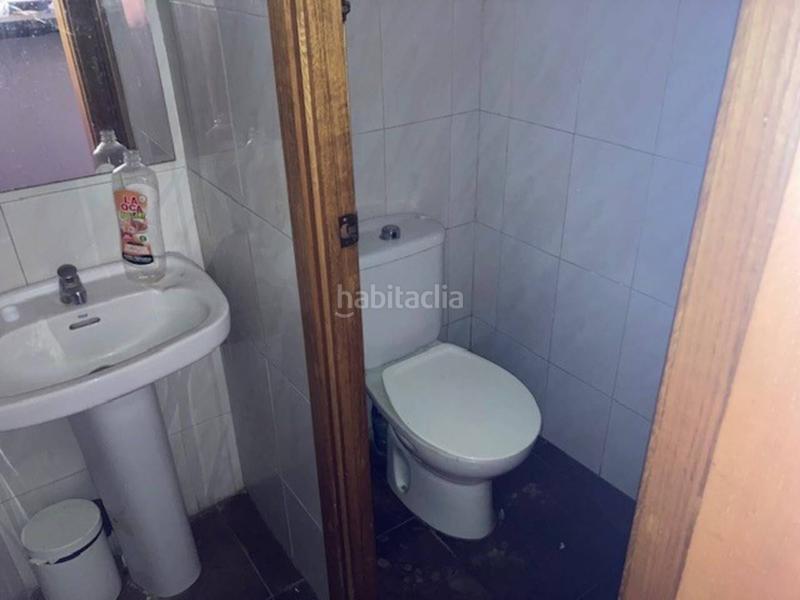 Foto b7aebd49-f283-46ca-a47c-31ba71aea6f0. Local commercial dans Sant Ildefons Cornellà de Llobregat