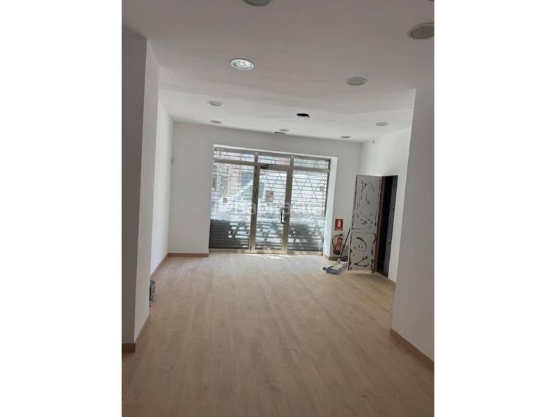 Foto 5cc24f8f-1d73-46a3-b60d-ffd37a0f0dde. Local comercial a La Nova Esquerra de l´Eixample Barcelona