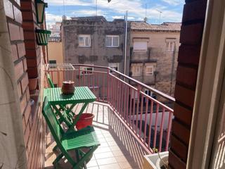 Flat in La Gavarra. Piso en venta en la gavarra