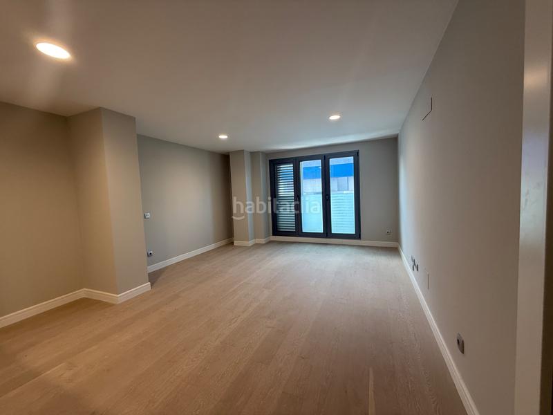 Foto f1de26cf-6691-4a78-ab85-592c1e40463c. Pis amb aparcament a Santa Catalina - Canteras Palmas de Gran Canaria (Las)