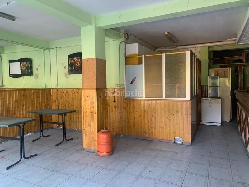 Foto 1b1eb150-0d35-4a55-b0ed-e59b00f7133f. Local comercial bajo comercialideal para vivienda en Culleredo