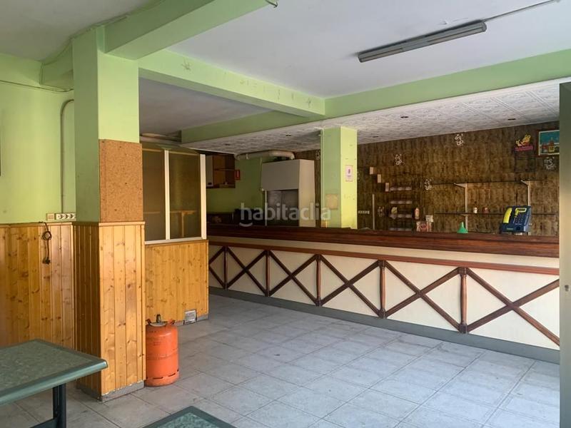 Foto b53a868c-b549-4a6d-b480-14bb3c382cd2. Local comercial bajo comercialideal para vivienda en Culleredo