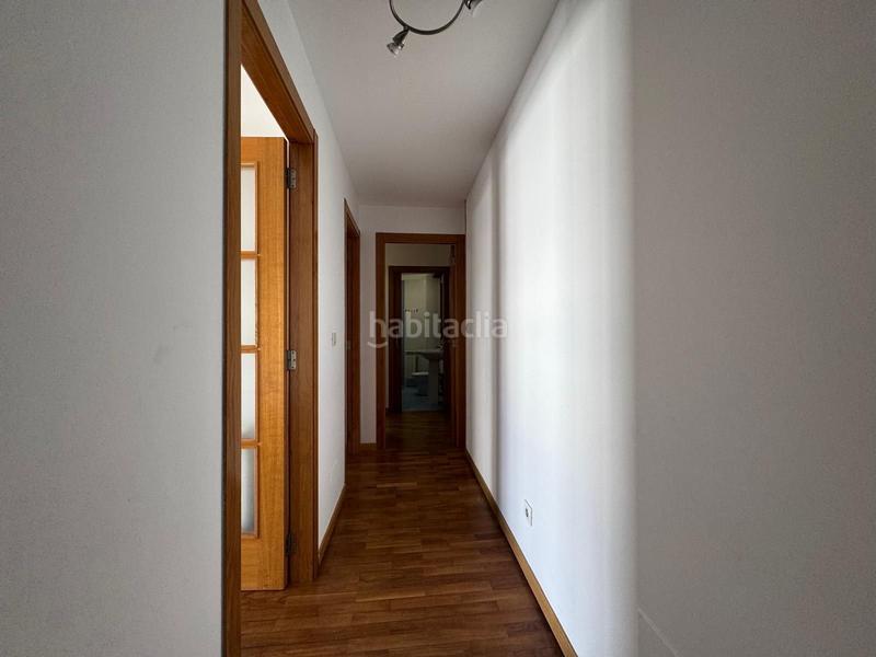 Foto d1712f3c-f54f-4a69-8a45-0d185eae79e4. Appartement dans Oseiro Arteixo