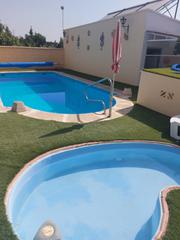 Xalet a Carpio (El). C103- terreno con gran casa y piscinas