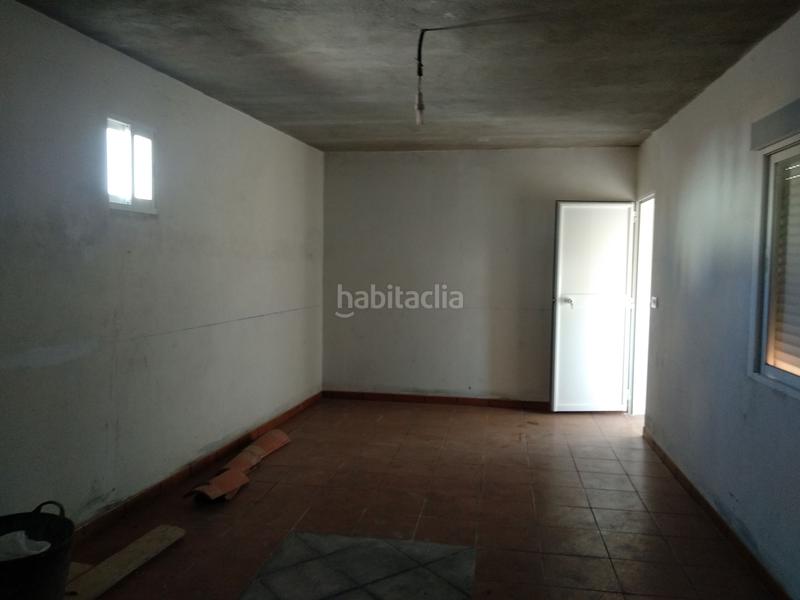 Foto 7ec6ada3-097e-4ec0-9ec3-e3433632cc16. Casa con parcheggio in Bujalance