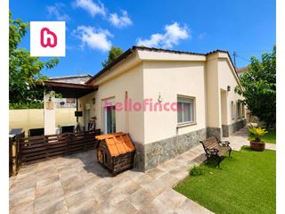 Chalet en Calle Montsant