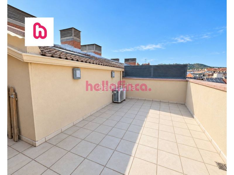 Foto ed28bb70-d153-46c7-a0fd-fd2b80c9d1fc. Dúplex  en eixample en Santpedor