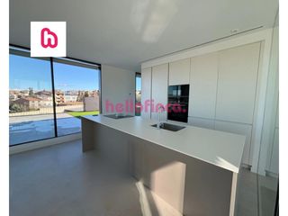 Pis a Taradell. Ático dúplex invertido de alto standing con terrazas panorámicas