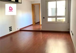 Appartement à Carrer de topete 79. Piso en el centro de terrassa.