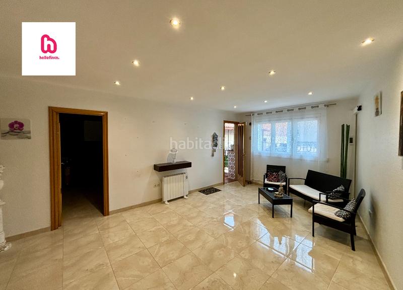 Foto 0e983b70-ef35-4c20-a083-9c84f2076c71. Casa con parcheggio in Centre Sant Quirze del Vallès