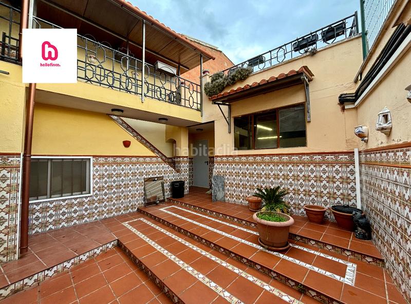 Foto 91e292a2-ee3e-4d39-b087-4985f8511380. Casa con parcheggio in Centre Sant Quirze del Vallès