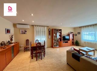 Casa a Sant Salvador de Guardiola. Casa 5 habitaciones con jardin parking trastero y lavadero