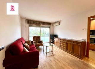 Appartement à Ca n'Aurell. Piso de 3 habitaciones con 2 balcones y vistas al parque sant jo