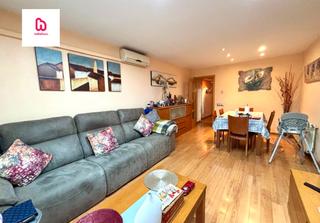 Flat in Rambla de sant sebasti 79. Piso de 4 habitaciones con parking y balcn