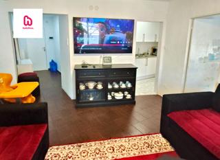 Appartement à La Cogullada. Piso de 3 habitaciones para entrar a vivir con balcón y ascensor