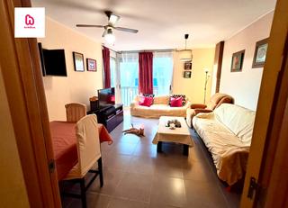 Flat in Sant Jaume d´Enveja. Piso de 3 haitaciones con terraza piscinay plaza de parking