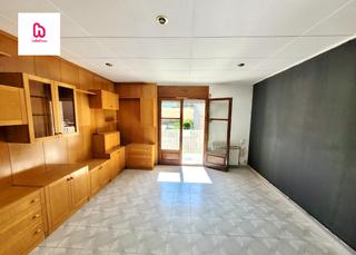 Pis a Balenyà. Piso de 3 habitaciones con balcón lavadero y trastero