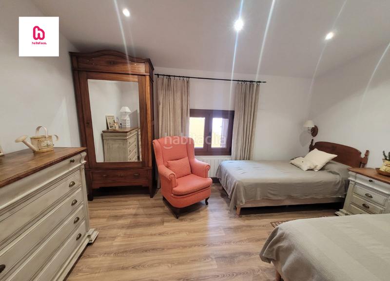 Foto 3fc07de0-a792-4d4d-98d2-948c85786664. Casa adosada chalet reformado con jardín trastero y lavadero en Subirats