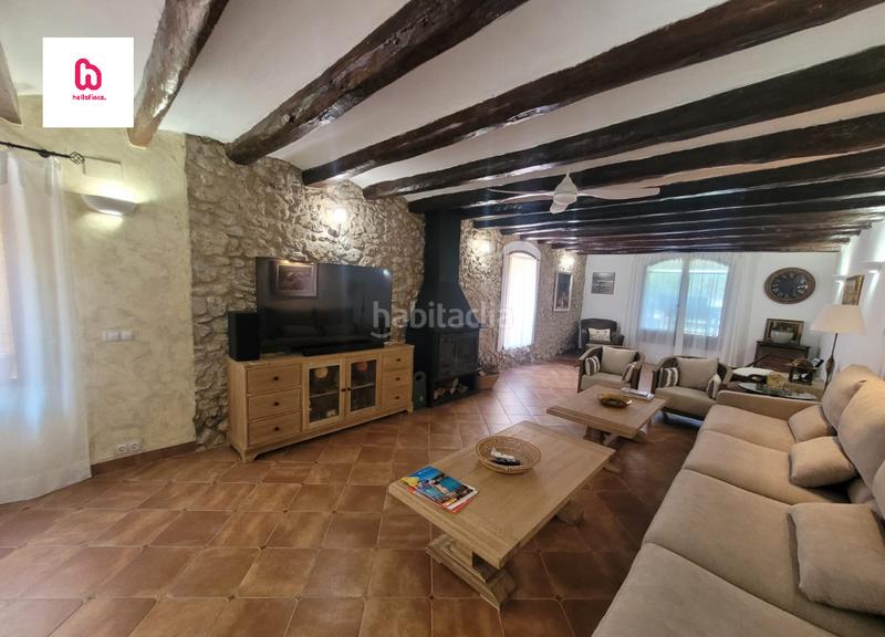 Foto 5427f5a8-5efe-402d-ba01-f0e703bd9703. Casa adosada chalet reformado con jardín trastero y lavadero en Subirats