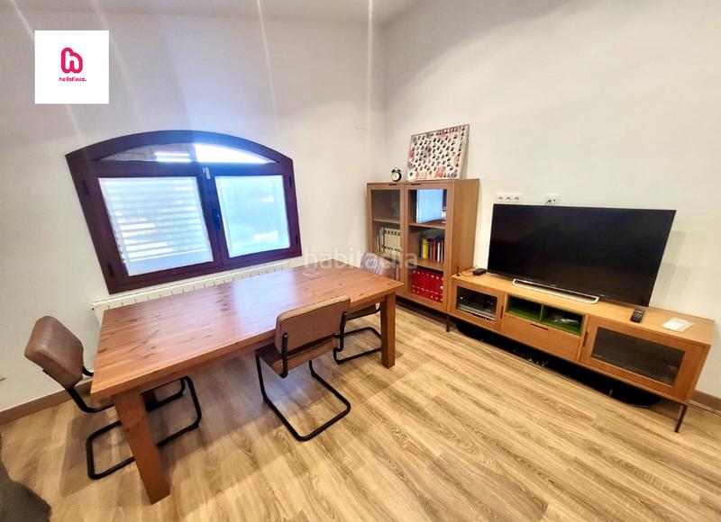 Foto 946c6859-a1a7-42c0-b442-9705fcce781e. Casa adosada chalet reformado con jardín trastero y lavadero en Subirats