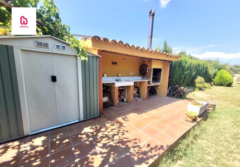 Foto c0aff5b2-a6a1-4a8a-b17e-7e26fd34c83b. Casa adosada chalet reformado con jardín trastero y lavadero en Subirats