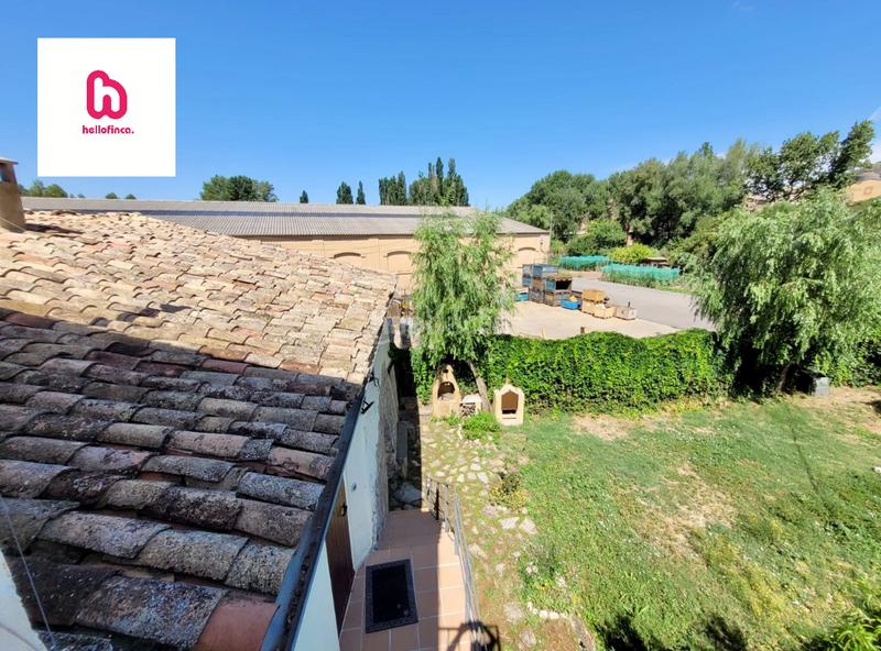 Foto 0c18f395-a879-405a-bf62-a5dc643fb9b1. Chalet finca rústica de 4 viviendas en Cardona