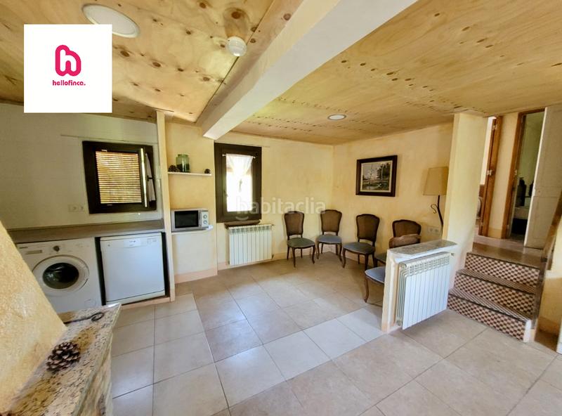 Foto 7a8b0d7b-8cb0-4a0c-98eb-9709939d2500. Chalet finca rústica de 4 viviendas en Cardona