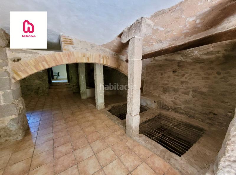 Foto a7186f60-7030-4ee1-8098-b81b94d3ebcc. Chalet finca rústica de 4 viviendas en Cardona
