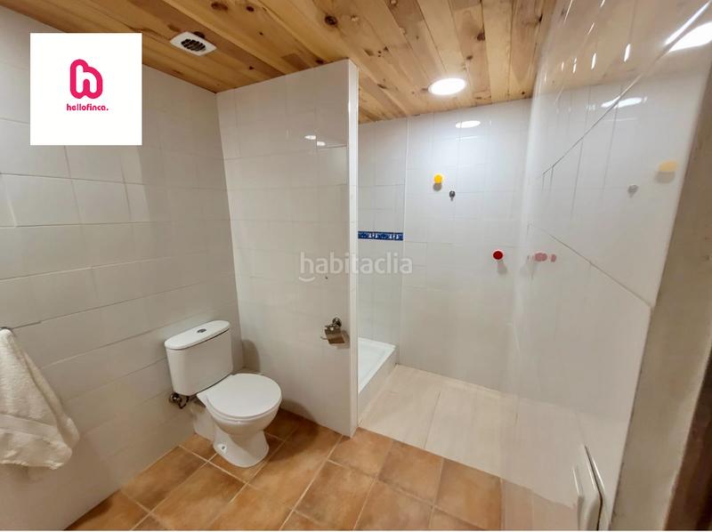 Foto e2f1d443-4e0e-4495-8b82-5b4dc9d13c5b. Chalet finca rústica de 4 viviendas en Cardona