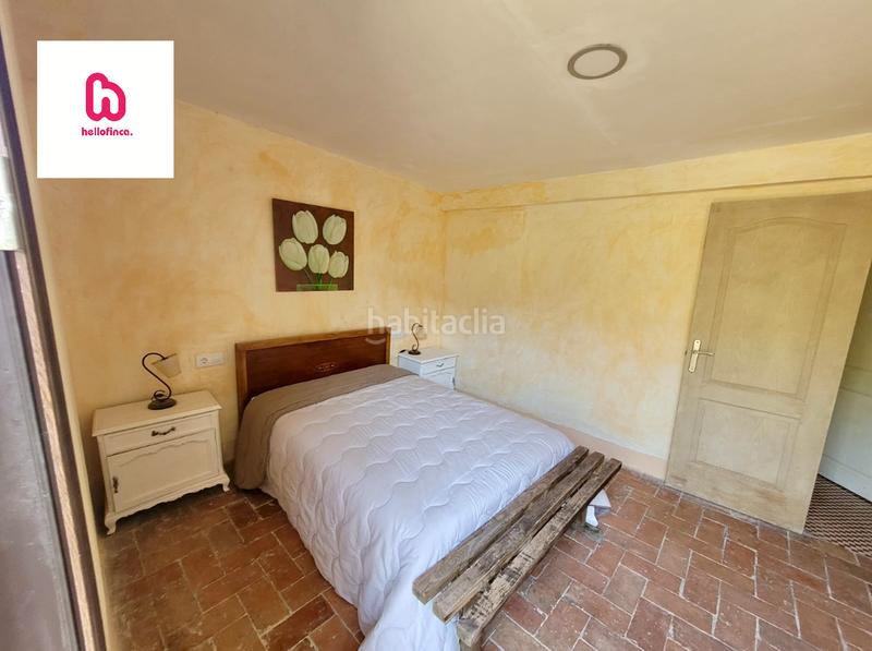 Foto ef190d17-e0c0-45c5-a717-9e43e3743bcc. Chalet finca rústica de 4 viviendas en Cardona