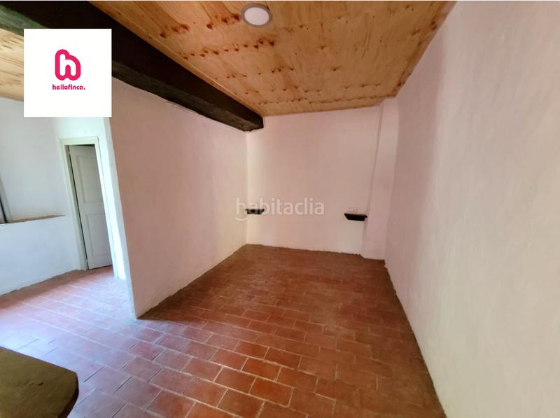 Foto f28835bb-bd43-4329-bd46-a299a89423ea. Chalet finca rústica de 4 viviendas en Cardona