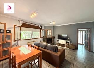 Casa en Olivella. Casa de 4 habitaciones con jardin y terraza