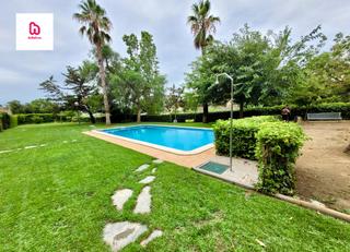 Appartamento in Les Fonts. Planta baja exterior con jardin terraza y piscina
