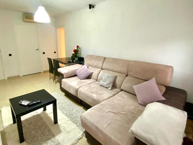 Foto 3f2e2561-143d-4a49-b1a2-7d5772fc3f3e. Piso  de 3 habitaciones con lavadero y aire acondicionado en Montcada i Reixac