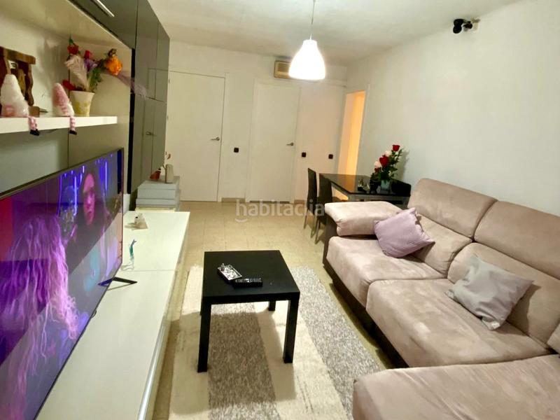 Foto 42a27711-b96a-4f93-adb3-8fc62ef4f611. Piso  de 3 habitaciones con lavadero y aire acondicionado en Montcada i Reixac