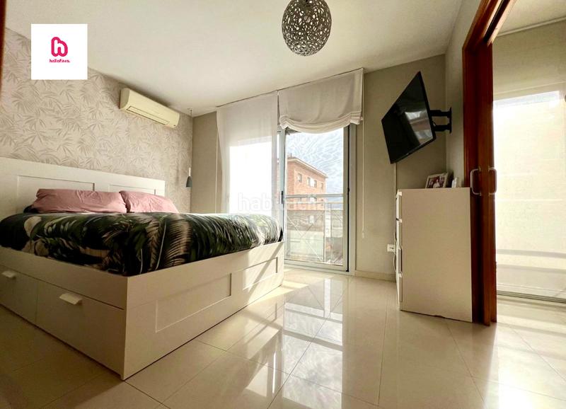 Foto cbc47281-bc69-4c35-be93-ae1dc932e636. Casa aparellada amb calefacció aparcament piscina a Montmeló